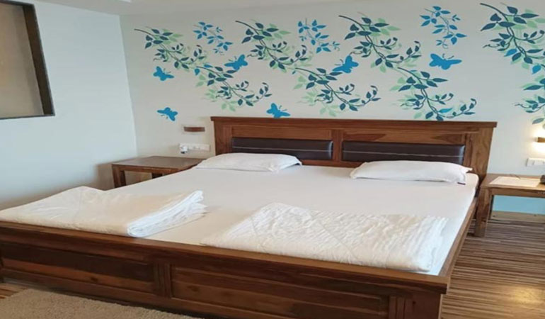 Non-AC Room at Kutch Vagad Dharamshala